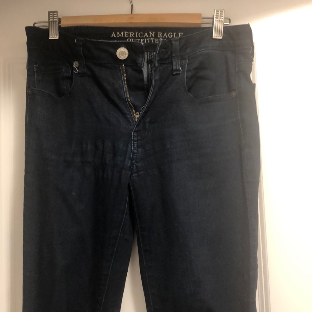 American Eagle dark wash skinny jeans